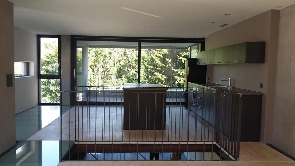 Ruhige Maisonettewohnung mit sonniger Terrasse zum Wald orientiert