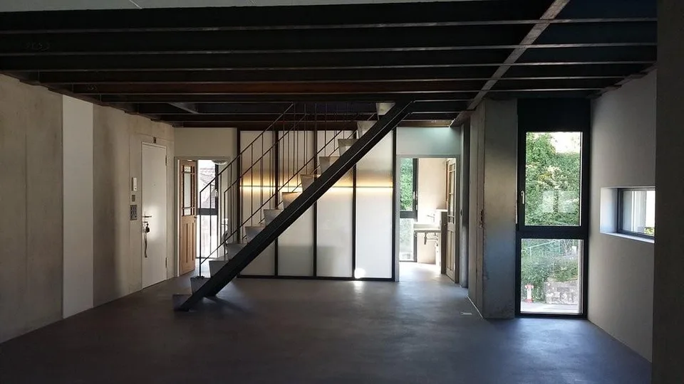 Ruhige Maisonettewohnung mit sonniger Terrasse zum Wald orientiert
