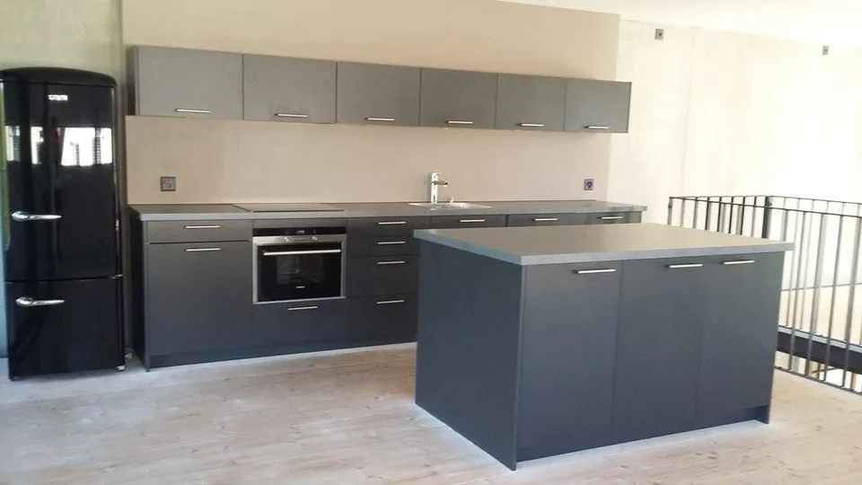 Ruhige Maisonettewohnung mit sonniger Terrasse zum Wald orientiert