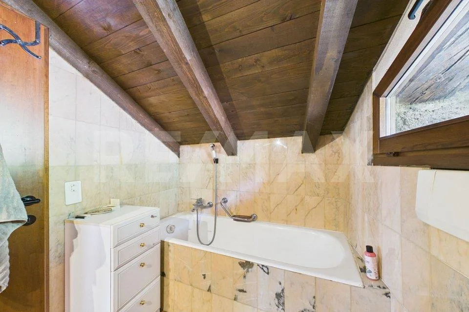 Autentico rustico ticinese con charme, giardino edificabile e scorc...