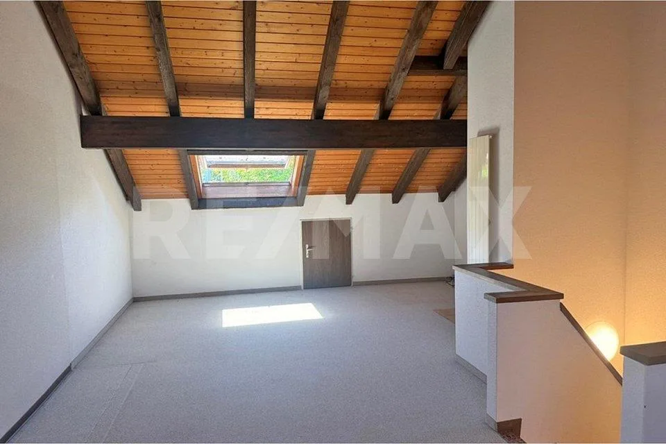 Row house with PP and separate underground parking PP