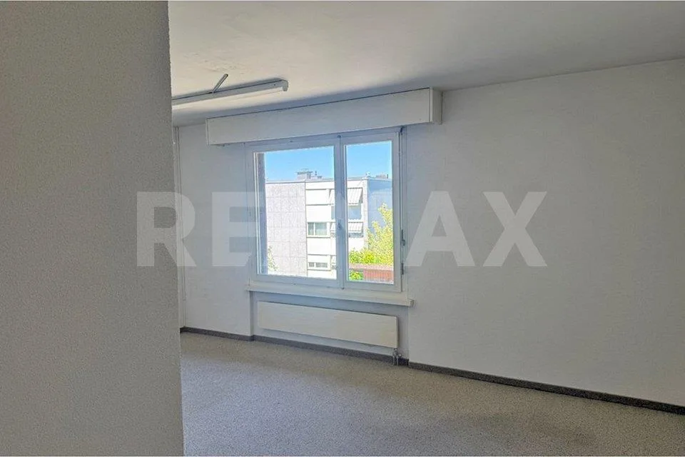 Row house with PP and separate underground parking PP
