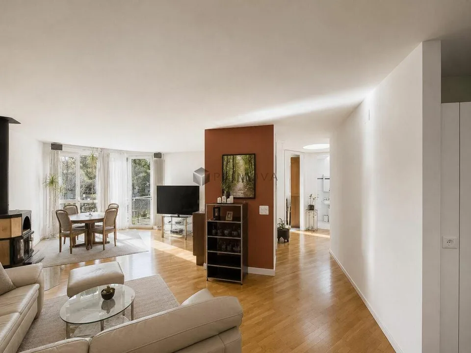 Einzigartige Architektur, viel Licht & riesiger Hobbyraum