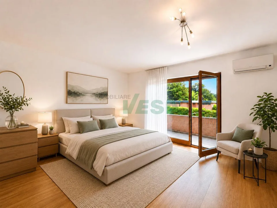 Elegante e spaziosa villa con appartamento bilocale e grande giardino
