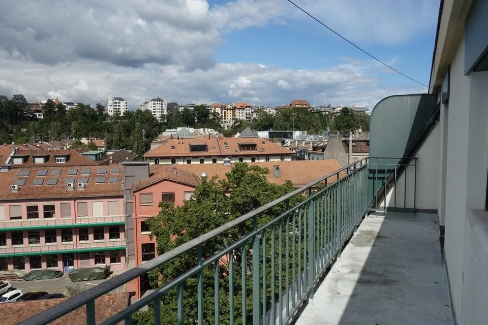Mansarda moderna con balconi - Jonction – foto 11 di 11
