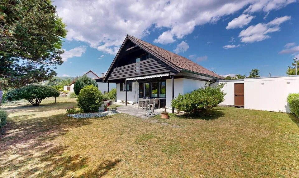 Charmantes Zuhause mit Gartenidylle und Weitblick