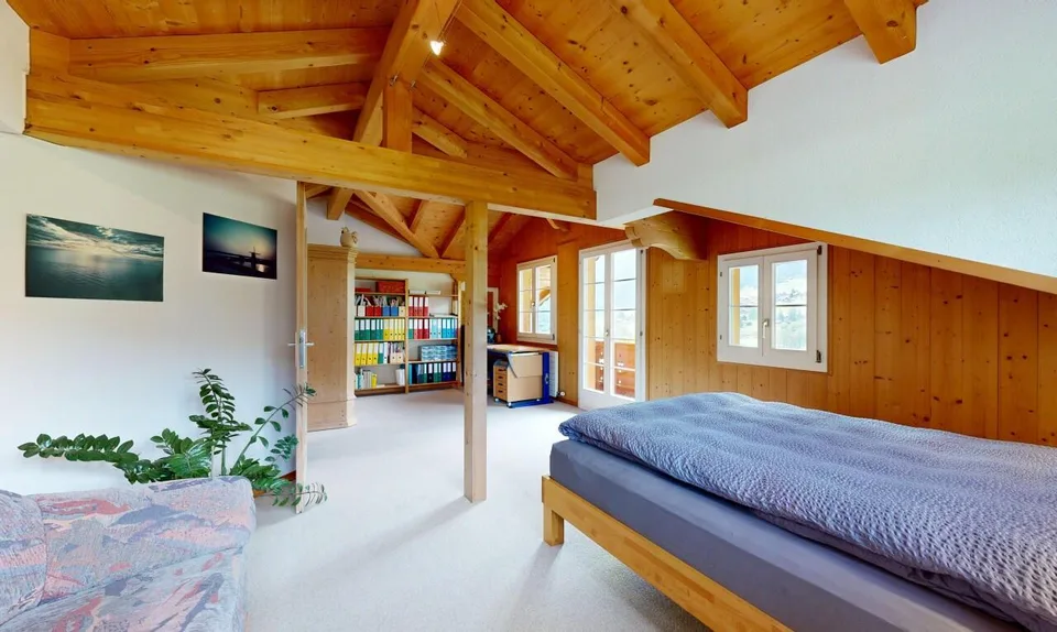 Family-friendly living with separate apartment and mountain panorama