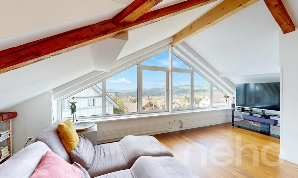 Versatile property with annex apartment in idyllic natural setting