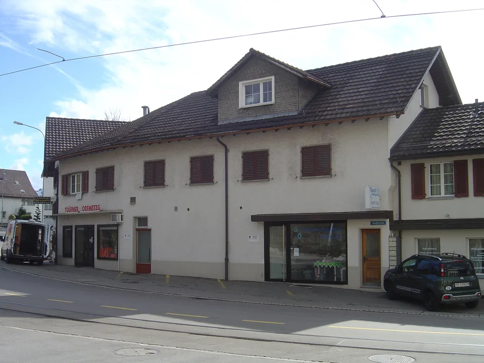 Renovierte Wohnung im Dorfzentrum