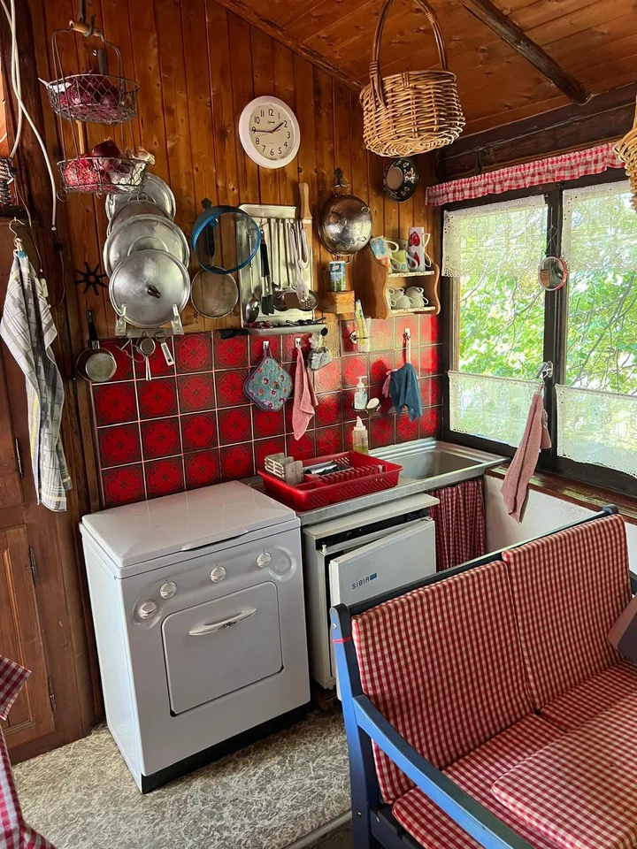 Un refuge dans les montagnes du Tessin – Rustico avec vue imprenable