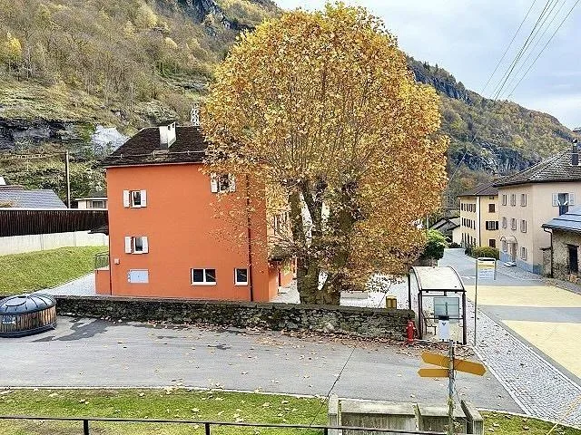 3 1/2-Zimmer-DaErdgeschosscwohnung mit Balkon an sehr zentraler Lag... – photo 12 sur 17