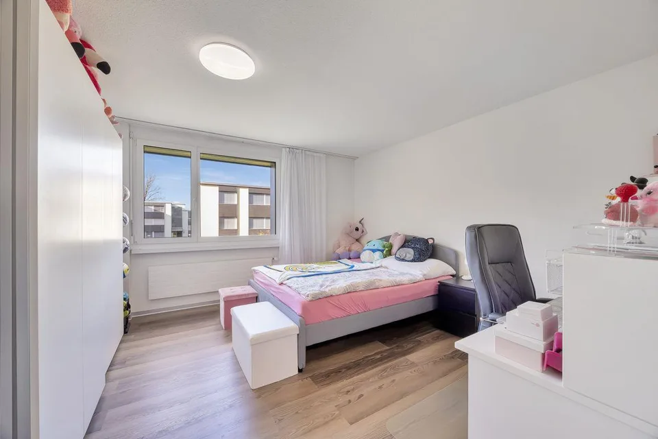 Perfect Home in Schübelbach - Sunny 2.5-Room Apartment with Balcony