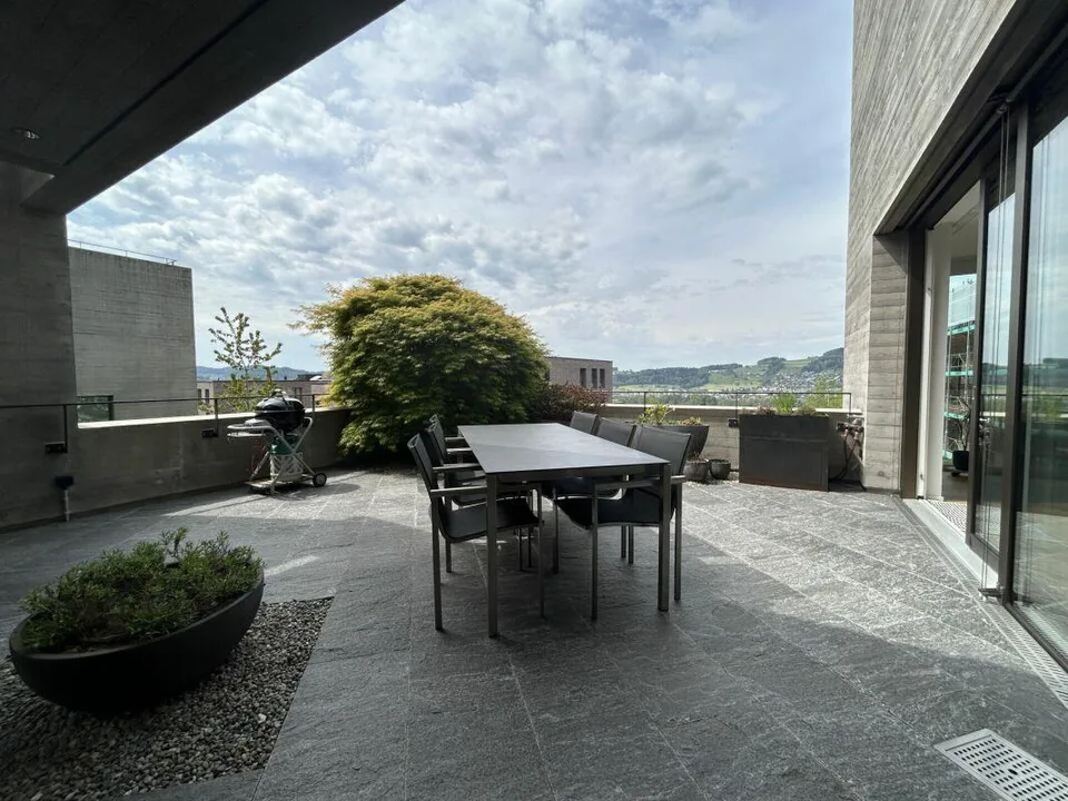 Designerhaus in exklusiver Hanglage mit Panoramablick