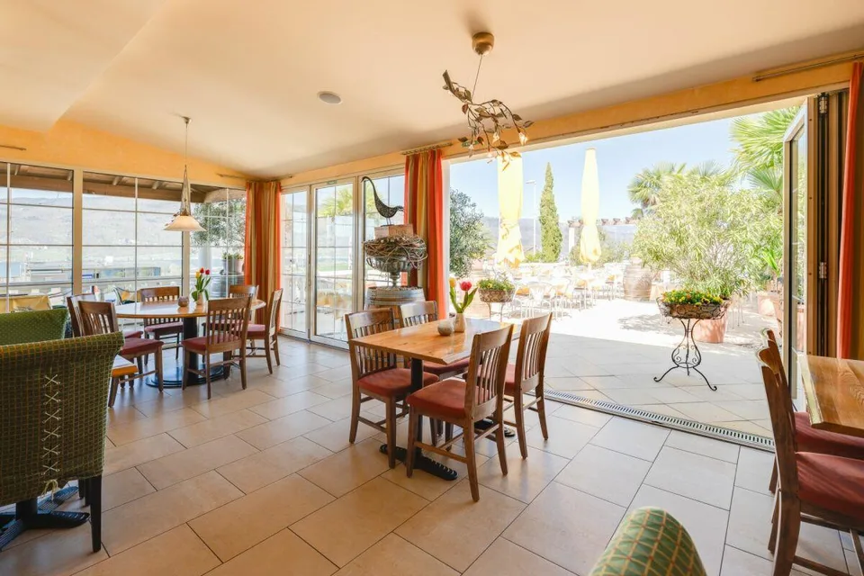 Hotel Restaurant Seeblick & Hotel Pavillon - Ein einzigartiges Immo...