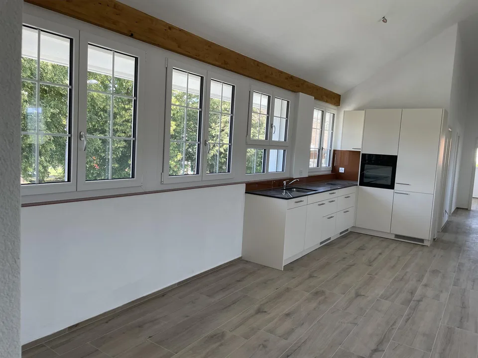 Helle 4.5 Zi. Wohnung in der ehemaligen Uhrenfabrik Wolfwil