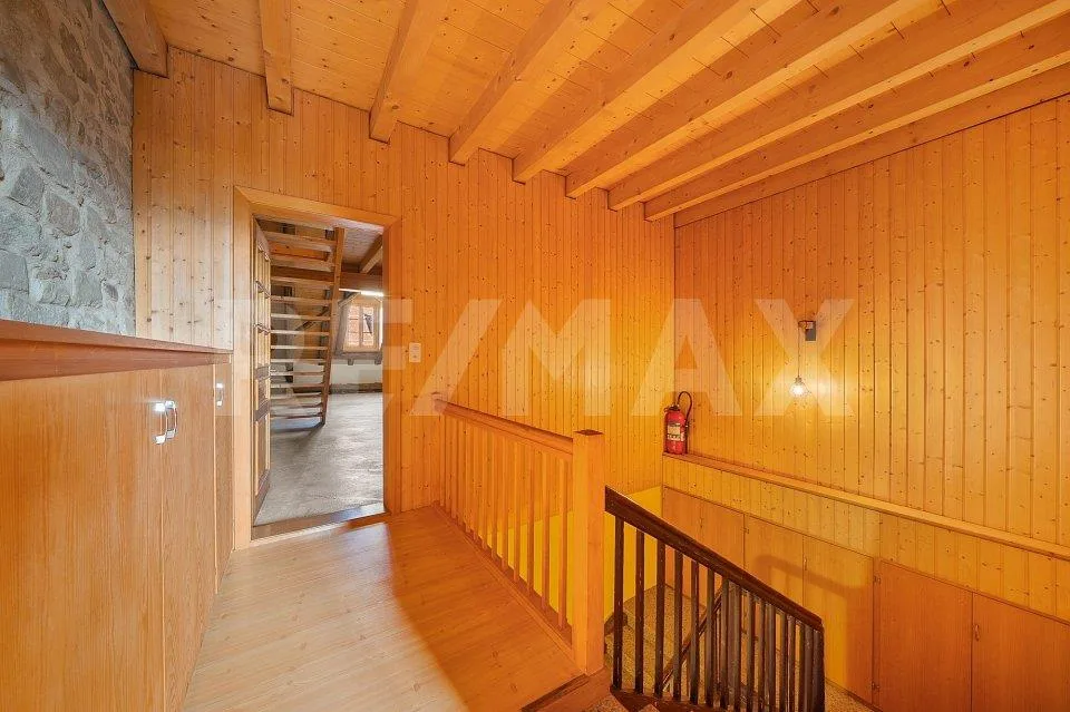 Idéale pour une grande famille: maison de ville, 285 m² habitables