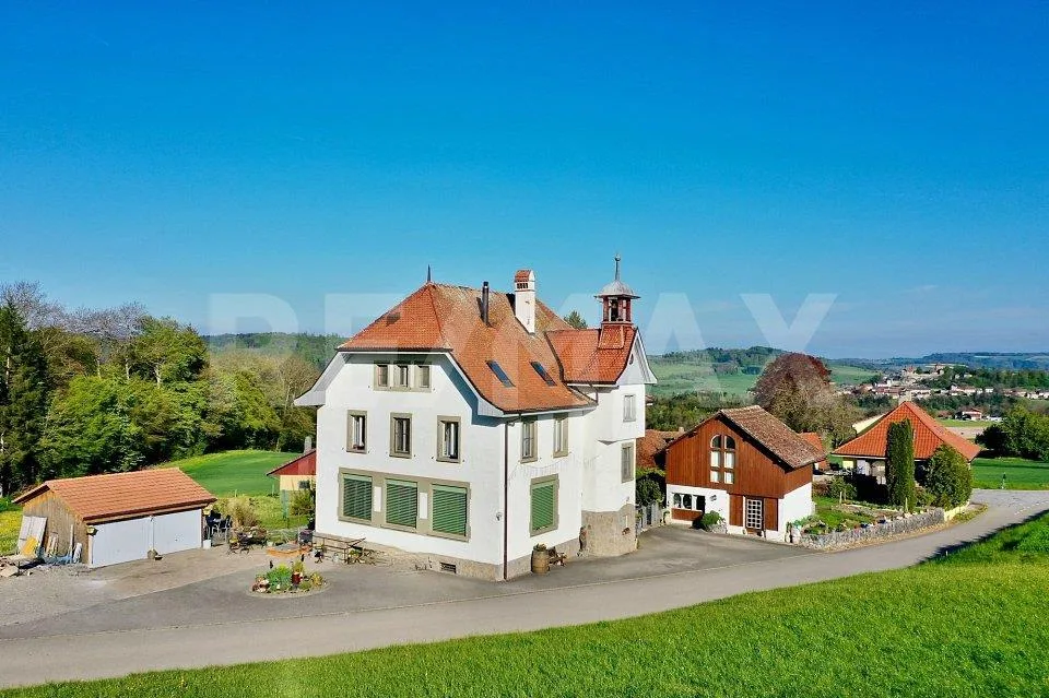 Trois appartements pour vivre, réunir ou investir