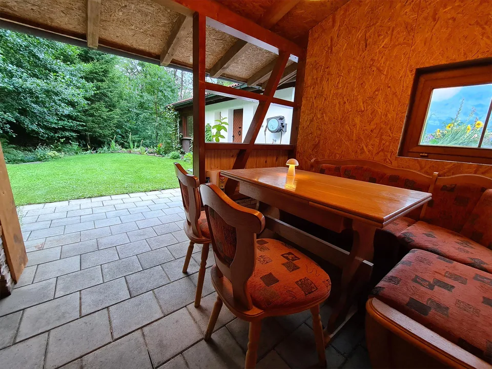 Frisch renoviertes Einfamilienhaus mit idyllischem Garten