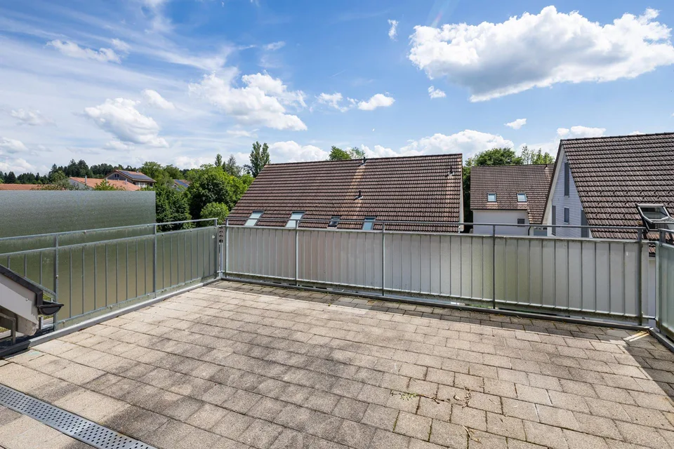 Wohnen wie im Einfamilienhaus: mit Dachterrasse und viel Privatsphäre