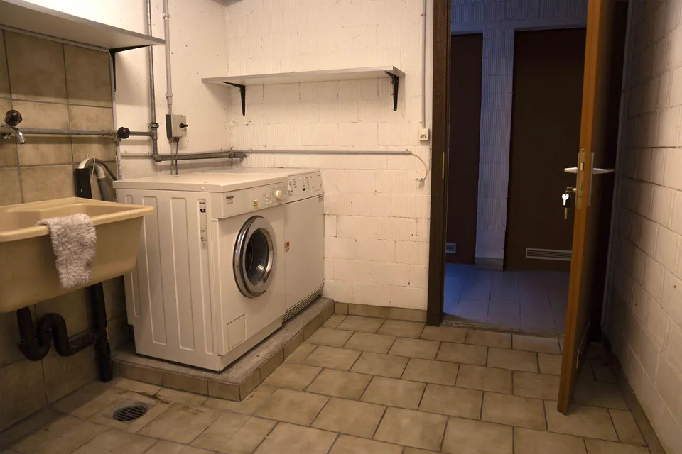 "4.5-Zimmer-Wohnung mit 2 Einstellhallenplätzen in Rüegsauschachen