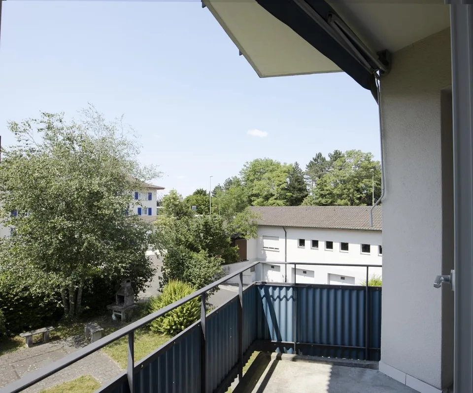 Appartamento luminoso con balcone