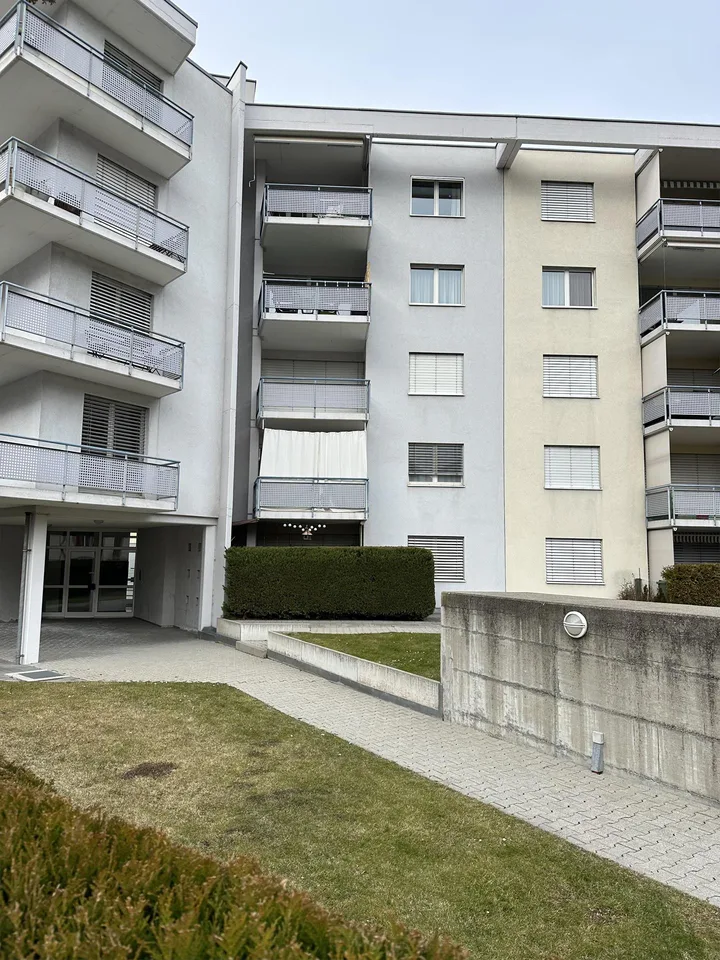 5½-Zimmer-Wohnung mit Einstellplatz und Lift — Mattaweg 2, Visp