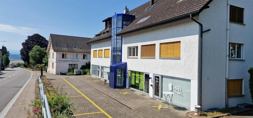 Attraktives Verkaufslokal an der Hauptstrasse