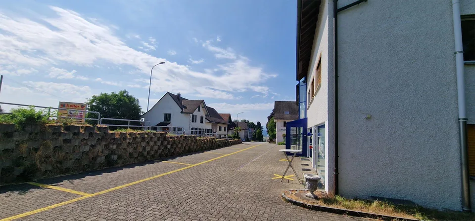 Attraktives Verkaufslokal an der Hauptstrasse
