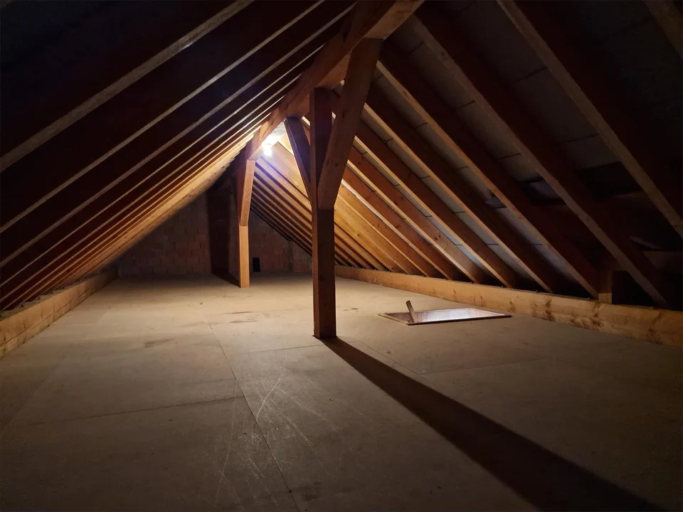6 Zimmer Attika Wohnung mit Aussicht