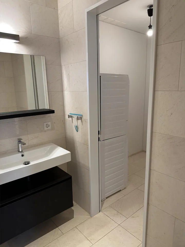 Moderne 2.5-Zimmer-Wohnung an der Turbinenstrasse in Zürich
