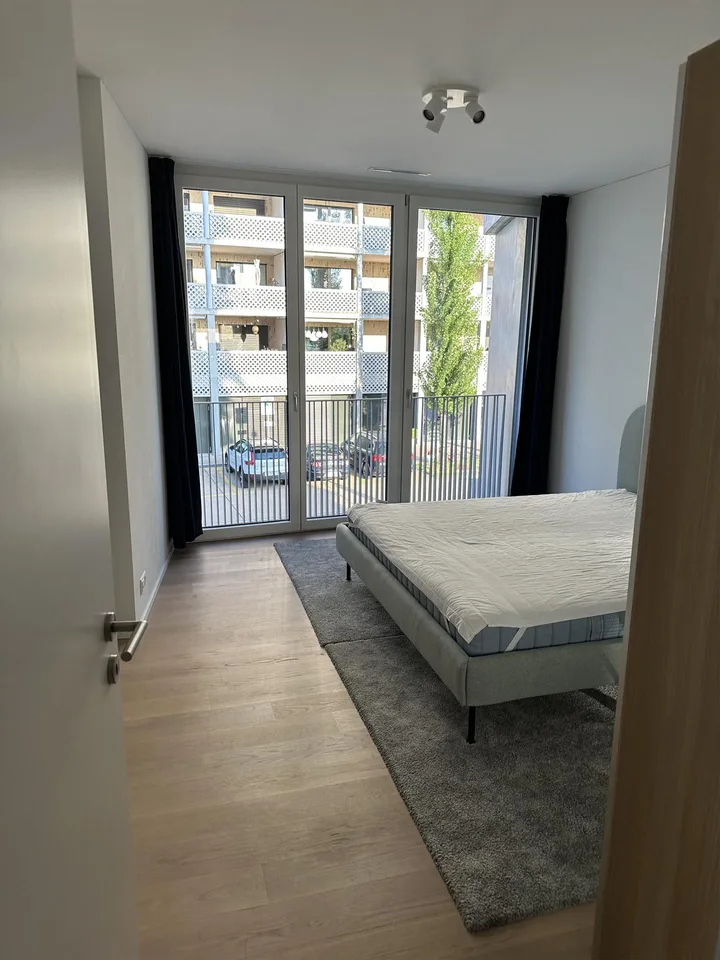 Moderne 2.5-Zimmer-Wohnung an der Turbinenstrasse in Zürich