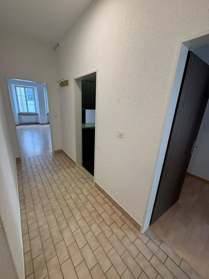 renovierte 2 Zimmer Wohnung