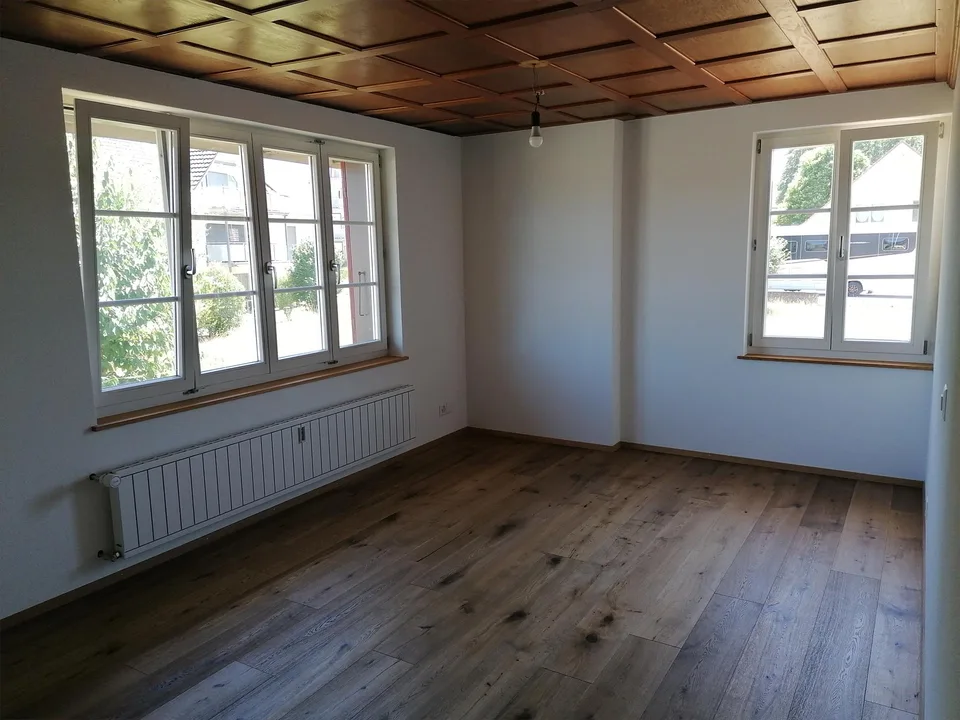 Ein 4 Zimmer Bijou zu vermieten, mit ringsum Balkone
