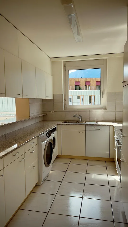 Zentrale und Grosszügige Wohnung