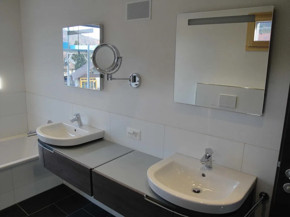 Moderne Villa: Nur 25 Min. nach Baden & 45 Min. nach Zürich/Basel