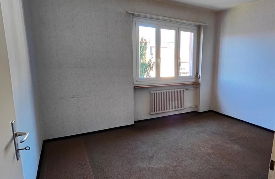Vacallo, appartamento 3.5 locali con balcone da ristrutturare