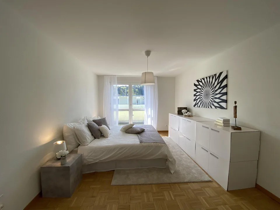 4.5 room apartment in Oetwil am See