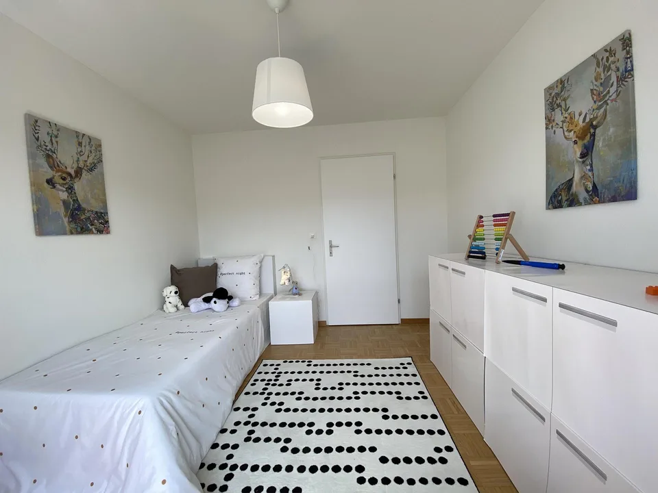 4.5 room apartment in Oetwil am See