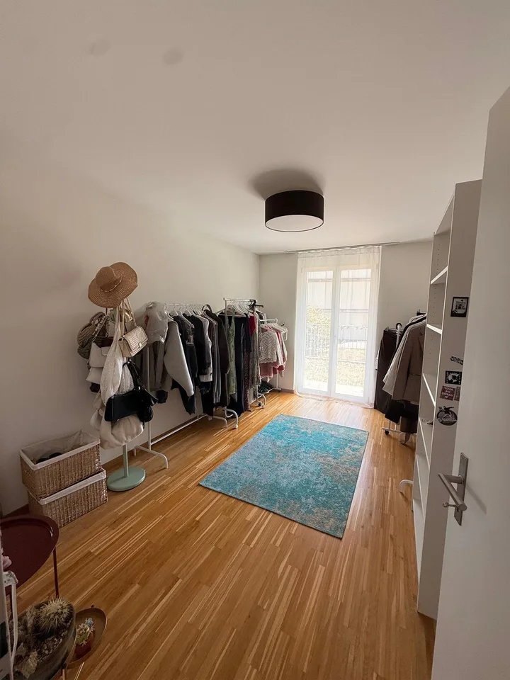 4.5-Zimmerwohnung, EG rechts mit Garten