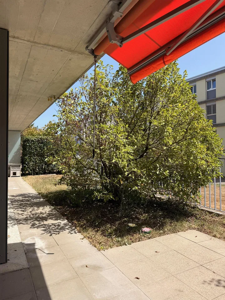 4.5-Zimmerwohnung, EG rechts mit Garten