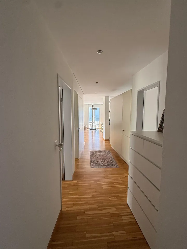 4.5-Zimmerwohnung, EG rechts mit Garten