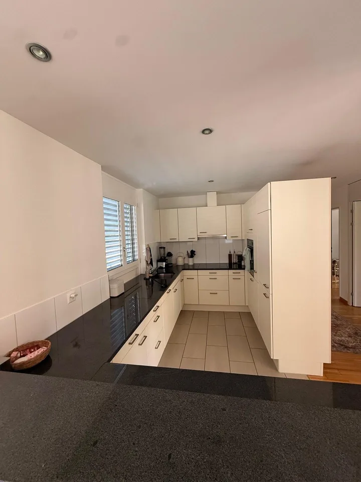 4.5-Zimmerwohnung, EG rechts mit Garten