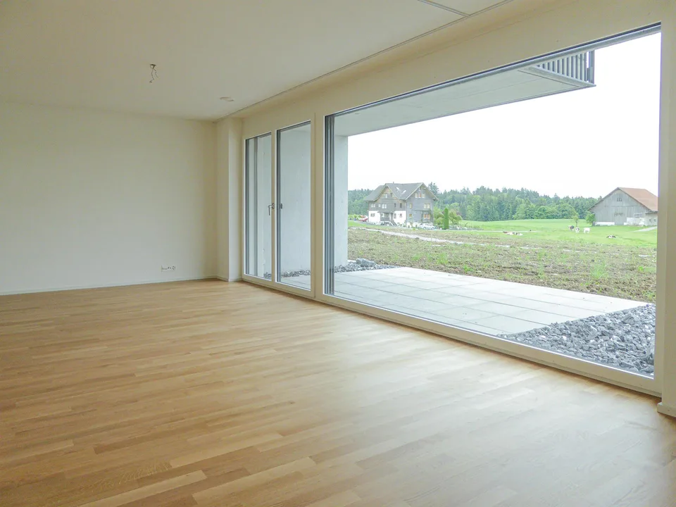 Moderne Gartenwohnung mit genialer Aussicht!
