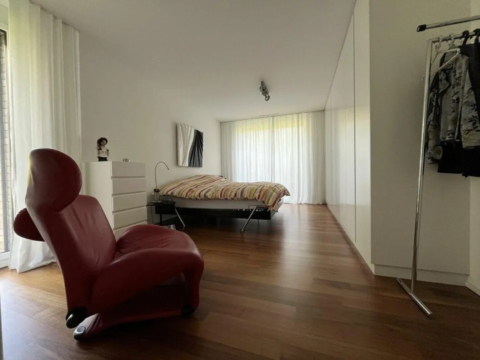 Exklusive Erdgeschosswohnung mit riesigem Balkon und toller Aussicht