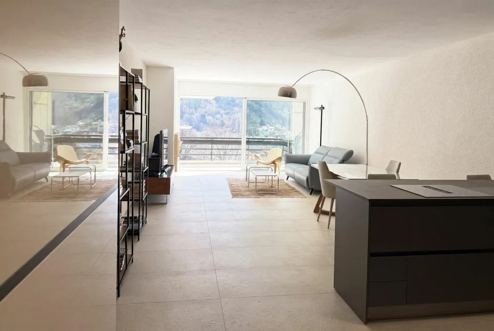 Magnifico 3.5 locali nel Resort residenziale di Cadro