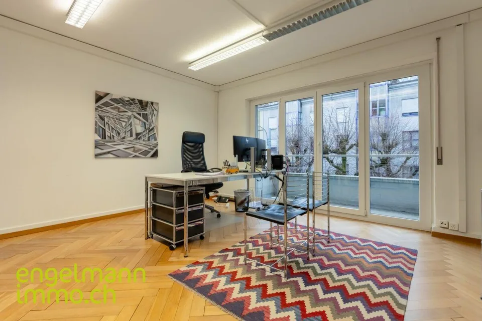 Wohn- und Gewerbeliegenschaft / Immeuble résidentiel et commercial