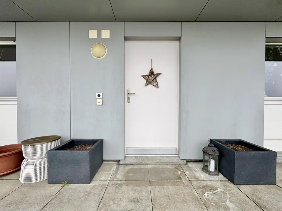 5.5-Zimmer-Maisonette mit Parkplatz – zentral gelegen, angeneh