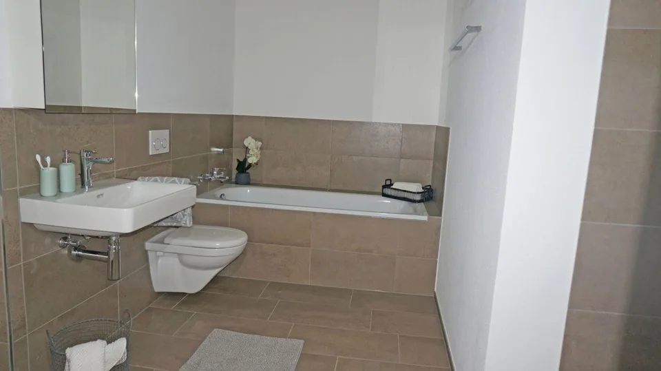 2.5-Zimmer-Dachwohnung im Grünen - Schützewisstrasse 5