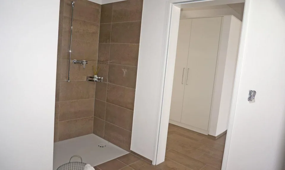 2.5-Zimmer-Dachwohnung im Grünen - Schützewisstrasse 5