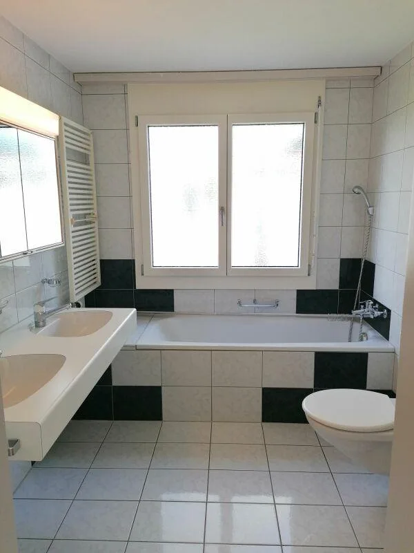 4.5 Zimmer-Parterrewohnung mit Blick ins Grüne